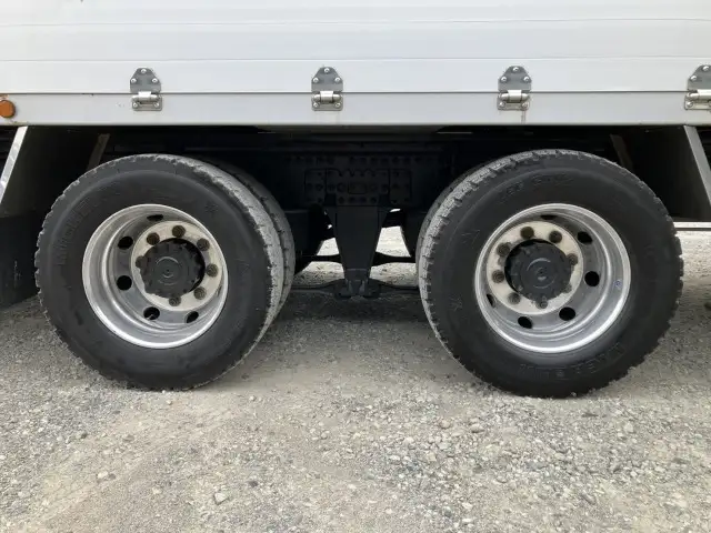 平成30年 UDトラックス 4軸冷凍ウィング 積載:12,800㎏ AT 床:木の画像42