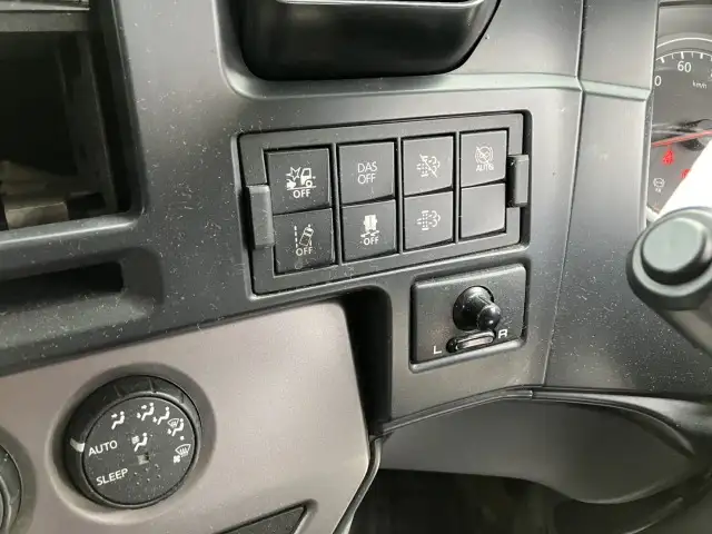 平成30年 UDトラックス 4軸冷凍ウィング 積載:12,800㎏ AT 床:木の画像53