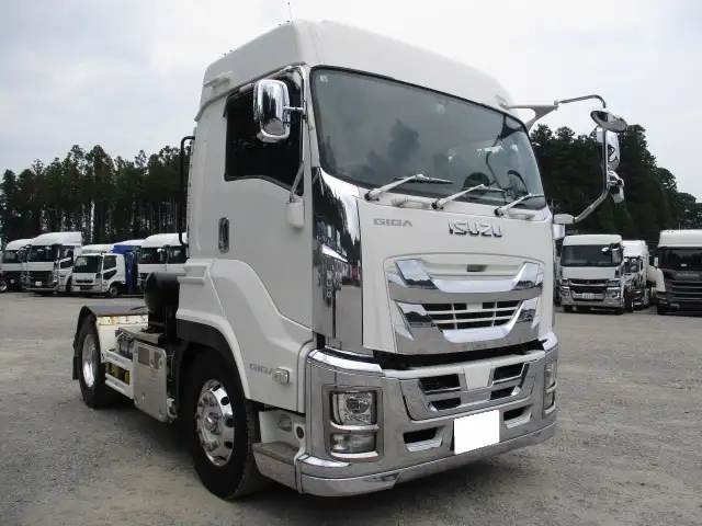 ナンバー付　令和2年　いすゞ　トラクタ　460馬力　AT　第五輪：11,400㎏　ダンプPTO付　極東開発　アルミホイール　ETC2.0の画像3