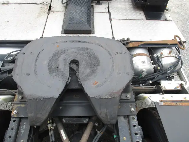 ナンバー付　令和2年　いすゞ　トラクタ　460馬力　AT　第五輪：11,400㎏　ダンプPTO付　極東開発　アルミホイール　ETC2.0の画像23