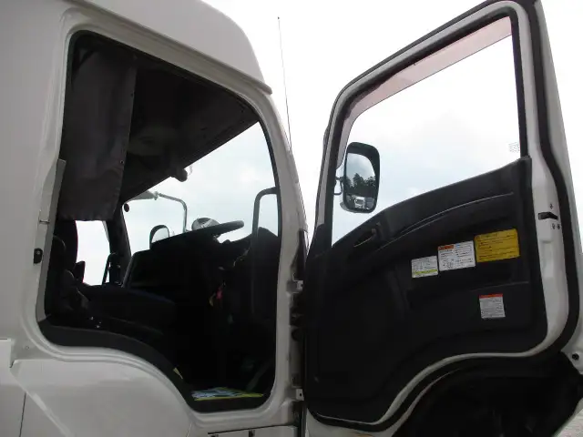 ナンバー付　令和2年　いすゞ　トラクタ　460馬力　AT　第五輪：11,400㎏　ダンプPTO付　極東開発　アルミホイール　ETC2.0の画像36