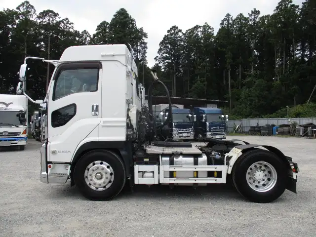 ナンバー付　令和2年　いすゞ　トラクタ　460馬力　AT　第五輪：11,400㎏　ダンプPTO付　極東開発　アルミホイール　ETC2.0の画像8