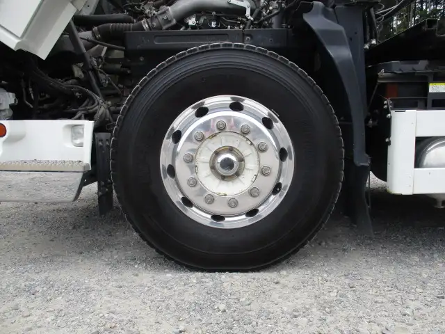 ナンバー付　令和2年　いすゞ　トラクタ　460馬力　AT　第五輪：11,400㎏　ダンプPTO付　極東開発　アルミホイール　ETC2.0の画像9