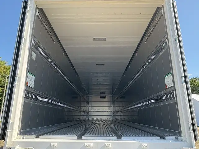 新品!未使用車! 令和7年 トレクス 40FT2軸冷凍コンテナSET サイド観音扉 冷凍機SLXi400(縦型) 樹脂燃料タンクの画像39