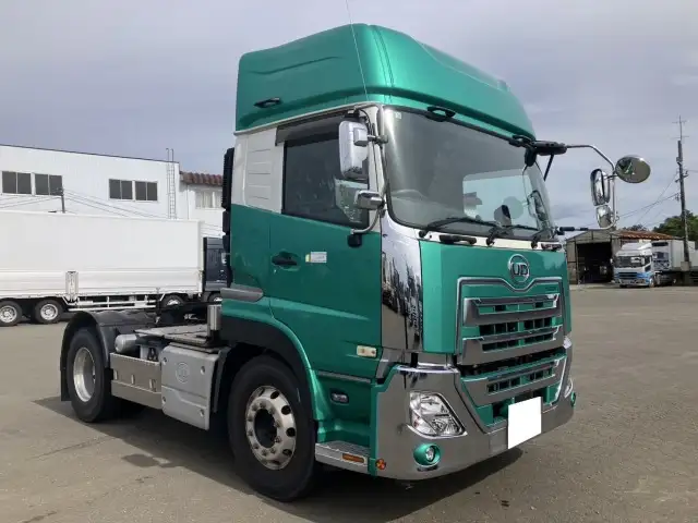 ☆車検付き(R7.10.24)☆　平成30年　UD　トラクタ　D尺　ダンプPTO付(レバー、タンク有)　ハイルーフ　460馬力　AT　第五輪：11,500㎏　距離：44万㎞の画像3