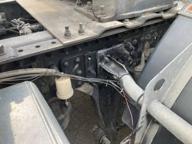 ☆車検付き(R7.10.24)☆　平成30年　UD　トラクタ　D尺　ダンプPTO付(レバー、タンク有)　ハイルーフ　460馬力　AT　第五輪：11,500㎏　距離：44万㎞の画像22