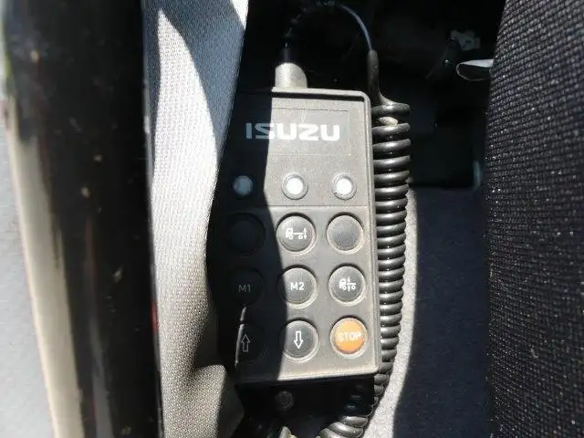 【神奈川県厚木市保管】平成21年 いすゞ 増トンバン PG付 リアエアサス AT の画像33