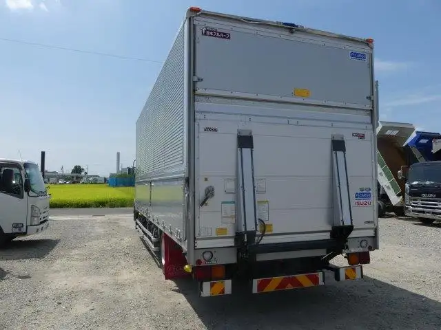 【神奈川県厚木市保管】平成30年　いすゞ　4t　62ワイドウィング車PG付　ベッド付き　跳ね上げPG　最大積載量;2,550kg　の画像7