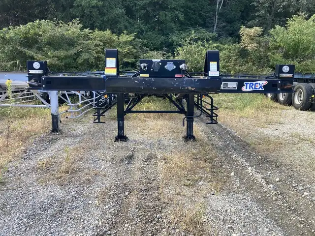 R3 トレクス 40FTコンテナシャシ 2軸リーフサス 積載24,000kg 第五輪荷重8,930kg以上の画像2