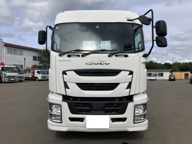 ☆車検付き(R7.11.21)☆ 平成30年 いすゞ トラクタ ダンプPTO付(レバー、タンク有) D尺 ハイルーフ 420馬力 MT 第五輪:11,500㎏ 距離:13万㎞の画像2