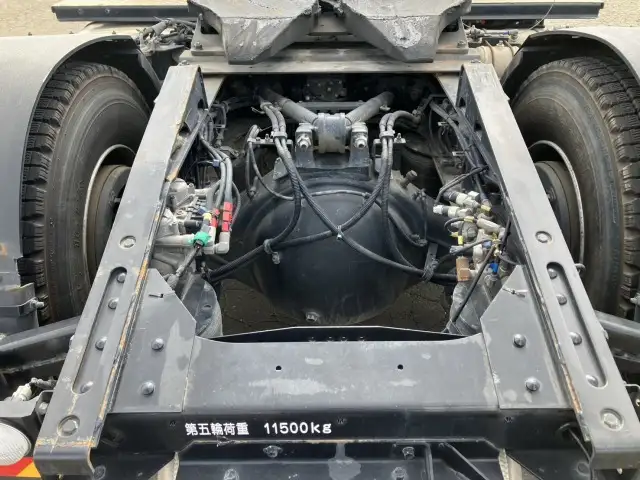 ☆車検付き(R7.11.21)☆ 平成30年 いすゞ トラクタ ダンプPTO付(レバー、タンク有) D尺 ハイルーフ 420馬力 MT 第五輪:11,500㎏ 距離:13万㎞の画像12