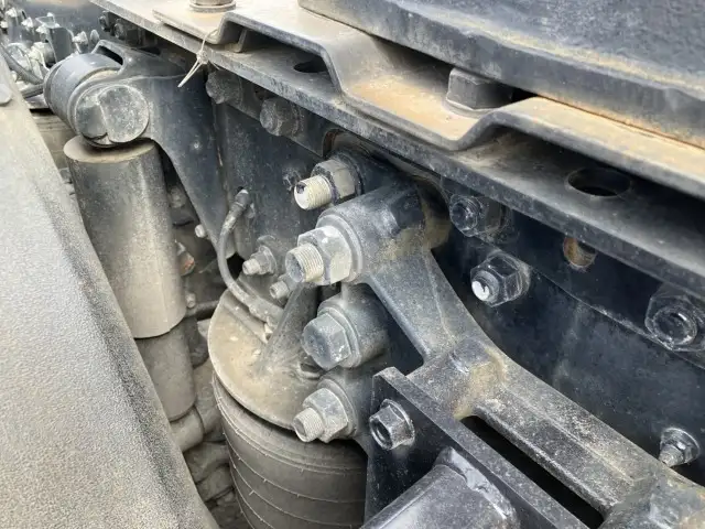 ☆車検付き(R7.11.21)☆ 平成30年 いすゞ トラクタ ダンプPTO付(レバー、タンク有) D尺 ハイルーフ 420馬力 MT 第五輪:11,500㎏ 距離:13万㎞の画像21