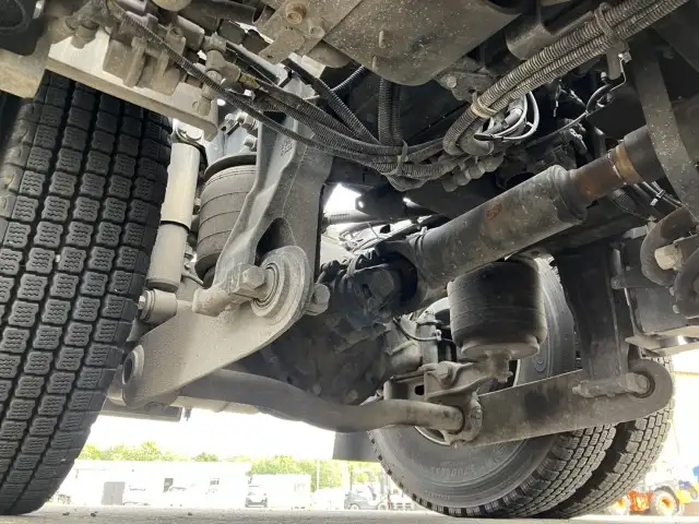 ☆車検付き(R7.11.21)☆ 平成30年 いすゞ トラクタ ダンプPTO付(レバー、タンク有) D尺 ハイルーフ 420馬力 MT 第五輪:11,500㎏ 距離:13万㎞の画像22