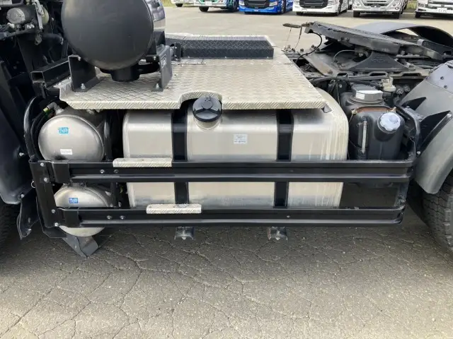 ☆車検付き(R7.11.21)☆ 平成30年 いすゞ トラクタ ダンプPTO付(レバー、タンク有) D尺 ハイルーフ 420馬力 MT 第五輪:11,500㎏ 距離:13万㎞の画像26