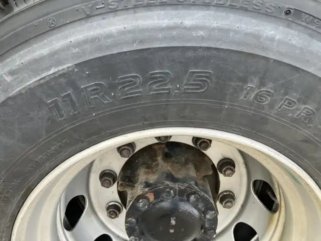 ☆車検付き(R7.11.21)☆ 平成30年 いすゞ トラクタ ダンプPTO付(レバー、タンク有) D尺 ハイルーフ 420馬力 MT 第五輪:11,500㎏ 距離:13万㎞の画像30