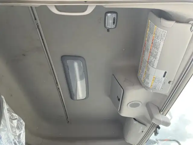 ☆車検付き(R7.11.21)☆ 平成30年 いすゞ トラクタ ダンプPTO付(レバー、タンク有) D尺 ハイルーフ 420馬力 MT 第五輪:11,500㎏ 距離:13万㎞の画像36