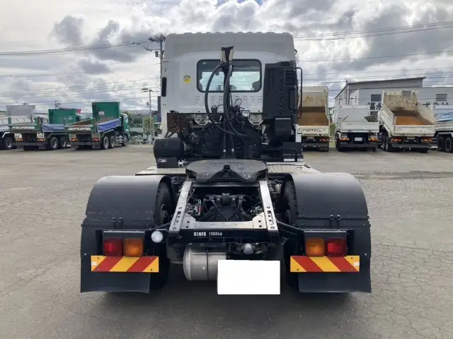 ☆車検付き(R7.11.21)☆ 平成30年 いすゞ トラクタ ダンプPTO付(レバー、タンク有) D尺 ハイルーフ 420馬力 MT 第五輪:11,500㎏ 距離:13万㎞の画像6