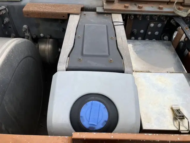 平成30年 ボルボ トラクタ 中間尺 エアロ付き スライドカプラー デフロック 440馬力 AT 第五輪:11,500㎏ 距離:55万㎞の画像28