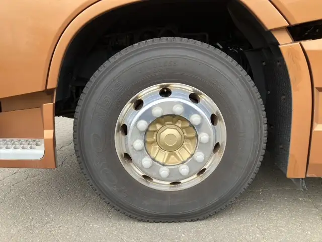 平成30年 ボルボ トラクタ 中間尺 エアロ付き スライドカプラー デフロック 440馬力 AT 第五輪:11,500㎏ 距離:55万㎞の画像32