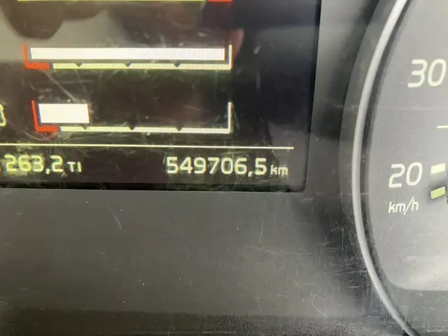 平成30年 ボルボ トラクタ 中間尺 エアロ付き スライドカプラー デフロック 440馬力 AT 第五輪:11,500㎏ 距離:55万㎞の画像41