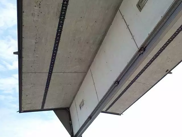 平成13年05月中古中型三菱ふそう三菱の画像16