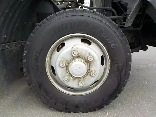 平成13年05月中古中型三菱ふそう三菱の画像32