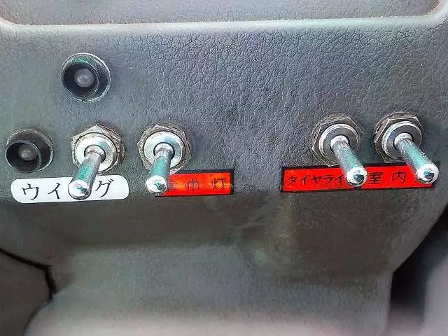 平成13年05月中古中型三菱ふそう三菱の画像39