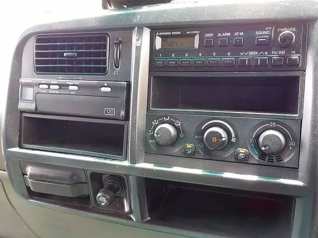 平成13年05月中古中型三菱ふそう三菱の画像40