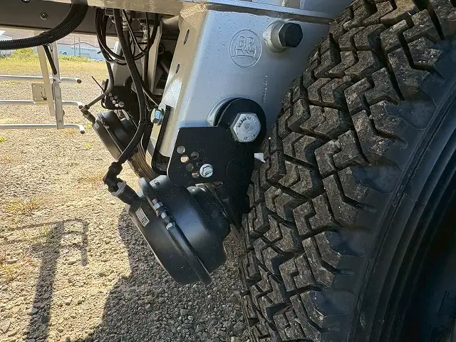 ☆車検付き(R8.10.9)☆ 新品!未使用車! 令和7年 トレクス 40FT2軸冷凍コンテナSET サイド観音扉 冷凍機SLXi400(縦型) 樹脂燃料タンクの画像14