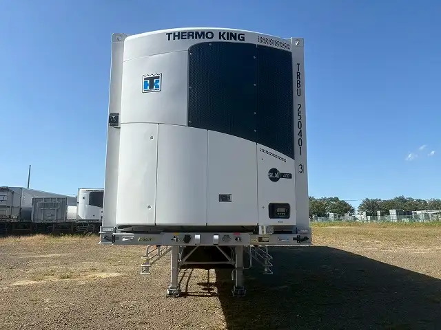 新品!未使用車! 令和7年 トレクス 40FT2軸冷凍コンテナSET サイド観音扉 冷凍機SLXi400(縦型) 樹脂燃料タンクの画像2