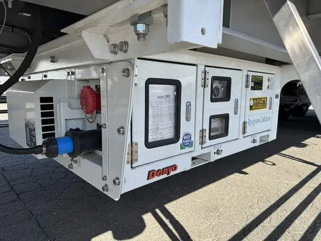 登録済み未使用車　車検：令和8年8月27日迄　令和7年式　フルハーフ　14m3軸冷凍ウイングトレーラー　スーパーシングル　リフトアクスル後軸残し　積載：24,000kg　第五輪：10,980kgの画像18