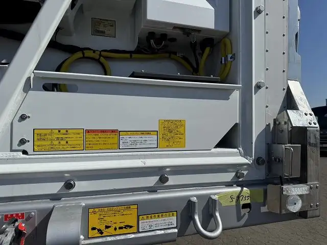 登録済み未使用車　車検：令和8年8月27日迄　令和7年式　フルハーフ　14m3軸冷凍ウイングトレーラー　スーパーシングル　リフトアクスル後軸残し　積載：24,000kg　第五輪：10,980kgの画像23
