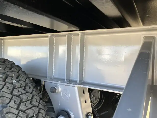 新品！未使用車！　令和7年　トレクス　40FT3軸冷凍コンテナSET　リフトアクスル(後後軸残し)　サイド観音扉　冷凍機SLXi400(縦型)　樹脂燃料タンクの画像27