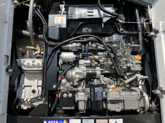 新品！未使用車！　令和7年　トレクス　40FT3軸冷凍コンテナSET　リフトアクスル(後後軸残し)　サイド観音扉　冷凍機SLXi400(縦型)　樹脂燃料タンクの画像38