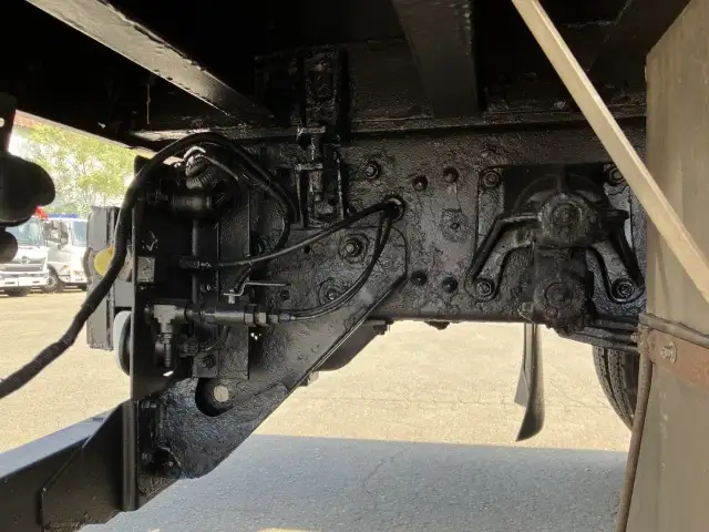 平成19年 三菱 コンテナ専用車(トラクタ) フルトレ仕様 JRコンテナ1基積み 緊締装置付 リーフサス MT 320馬力 MT 積載:8,400㎏ 距離:47万㎞の画像21