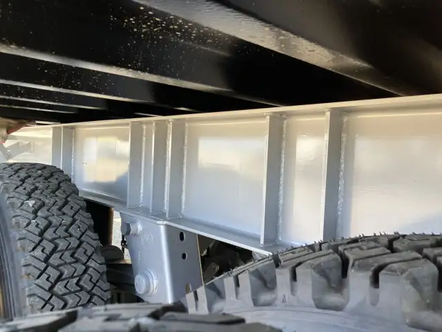 新品！未使用車！　令和7年　トレクス　40FT3軸冷凍コンテナSET　リフトアクスル(後後軸残し)　サイド観音扉　冷凍機SLXi400(縦型)　樹脂燃料タンクの画像26