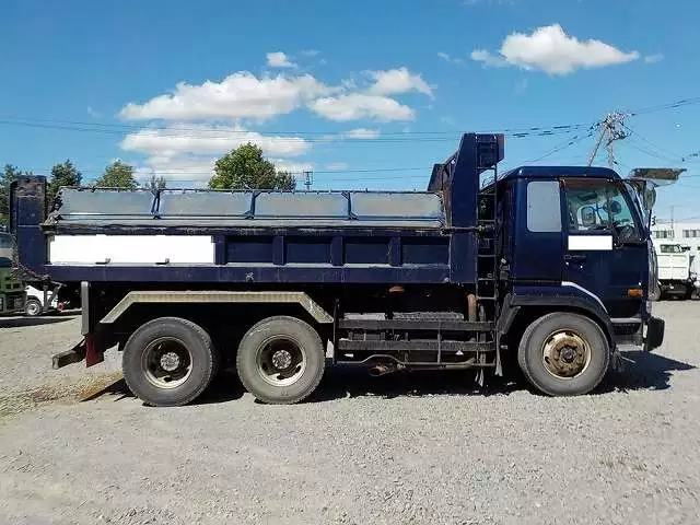 平成12年06月中古大型日産UDニッサンディーゼルの画像4