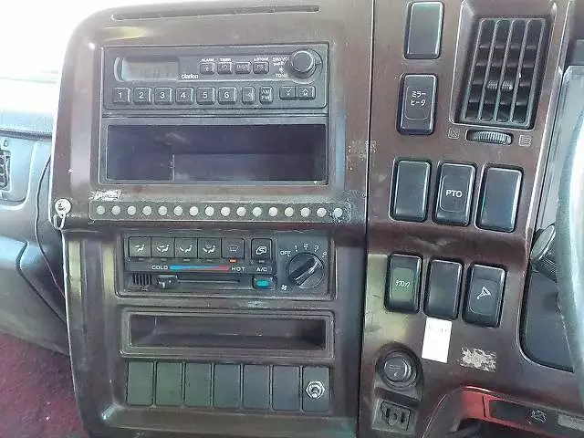 平成12年06月中古大型日産UDニッサンディーゼルの画像37