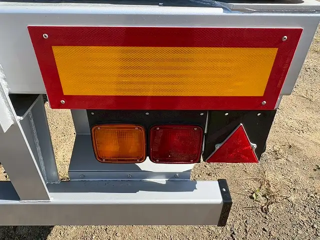 新品!未使用車! ☆車検付き(R8.9.25)☆ 令和7年 トレクス 40FT2軸冷凍コンテナSET サイド観音扉 冷凍機SLXi400(縦型) 樹脂燃料タンクの画像20