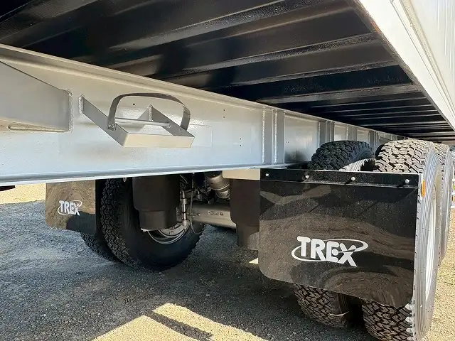 新品!未使用車! 令和7年 トレクス 40FT2軸冷凍コンテナSET サイド観音扉 冷凍機SLXi400(縦型) 樹脂燃料タンクの画像23