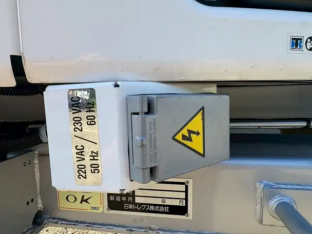 新品！未使用車！　令和7年　トレクス　40FT2軸冷凍コンテナSET　サイド観音扉　冷凍機SLXi400(縦型)　樹脂燃料タンクの画像50