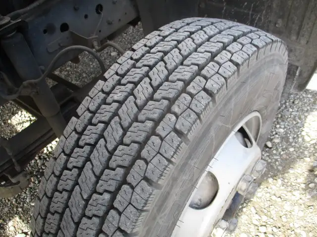 ★ナンバー付★ 平成28年 日野 レンジャー 4t冷蔵ウィング 210馬力 MT 冷凍機:菱重 床:アルミ縞 の画像11