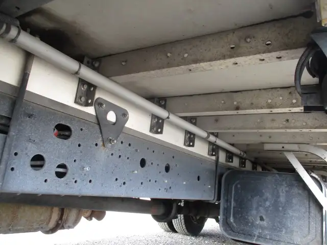 ★ナンバー付★ 平成28年 日野 レンジャー 4t冷蔵ウィング 210馬力 MT 冷凍機:菱重 床:アルミ縞 の画像21