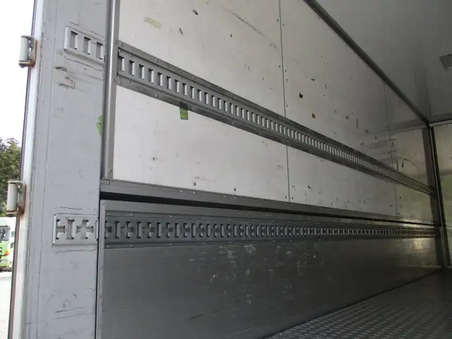 ★ナンバー付★ 平成28年 日野 レンジャー 4t冷蔵ウィング 210馬力 MT 冷凍機:菱重 床:アルミ縞 の画像32