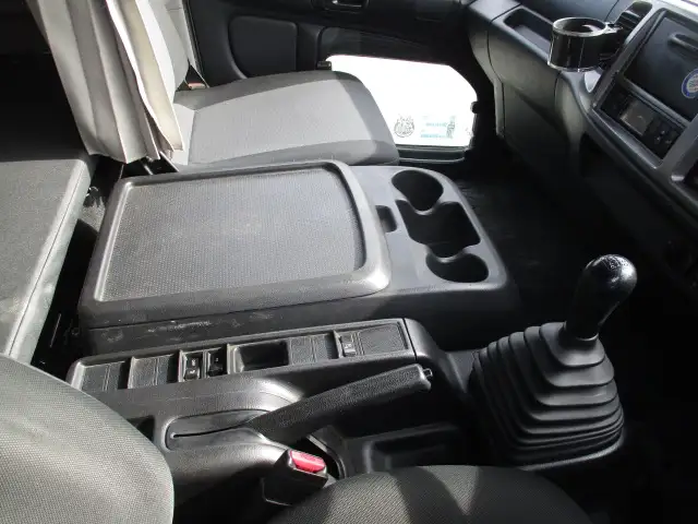 ★ナンバー付★ 平成28年 日野 レンジャー 4t冷蔵ウィング 210馬力 MT 冷凍機:菱重 床:アルミ縞 の画像46