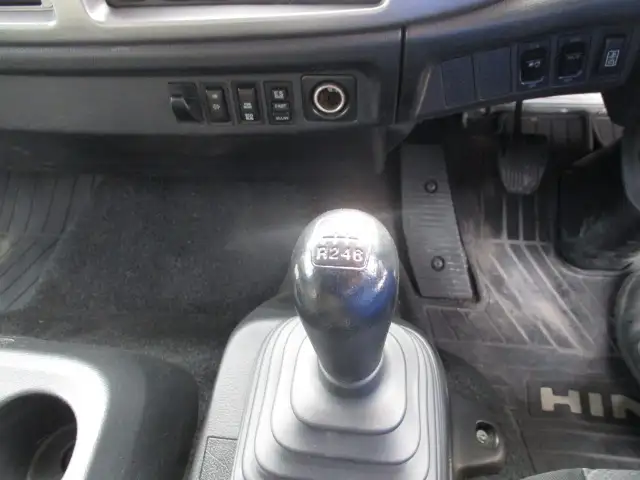 ★ナンバー付★ 平成28年 日野 レンジャー 4t冷蔵ウィング 210馬力 MT 冷凍機:菱重 床:アルミ縞 の画像47