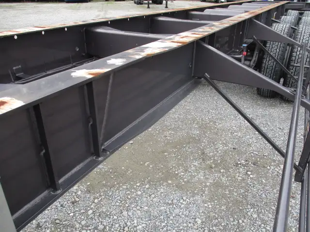 令和3年 トレクス 40FT3軸コンテナシャシ リーフサス 積載:30,480㎏ 第五輪:10,920㎏以上の画像18