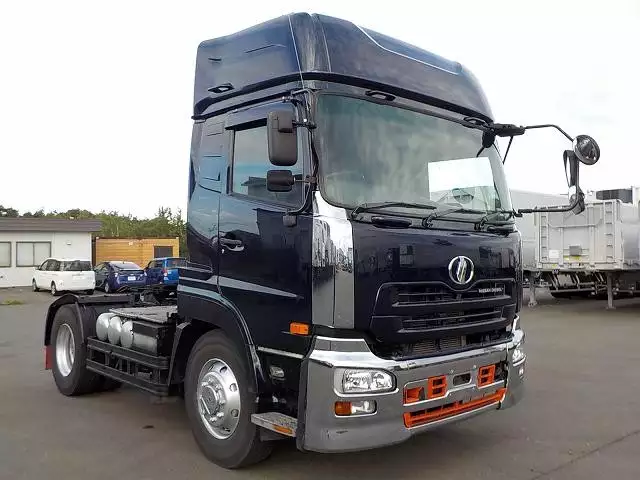 平成19年01月中古大型トラクタヘッド日産UDニッサンディーゼルの画像3