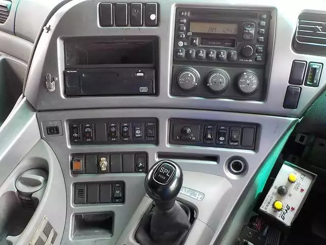 平成19年01月中古大型トラクタヘッド日産UDニッサンディーゼルの画像35