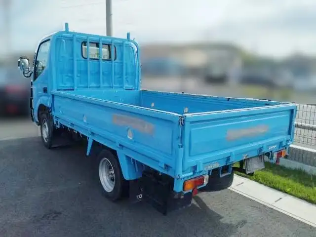 【静岡県磐田市保管】平成19年 ダイナ 平ボディ 低床 MT 積載1.25t    の画像4